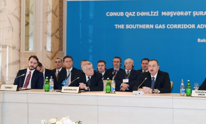 `Çətinliklərə baxmayaraq, Azərbaycan sürətlə inkişaf edir` - Prezident